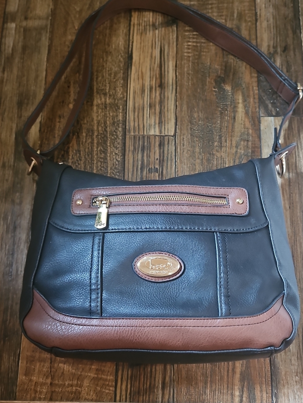 b.o.c Two Toned Black and Brown Vegan Leather Shoulder Bag Versatile Med. Size